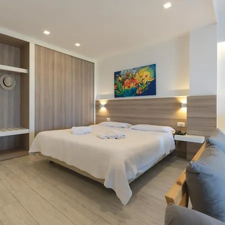 Apart Otel Pietre Bianche 4*