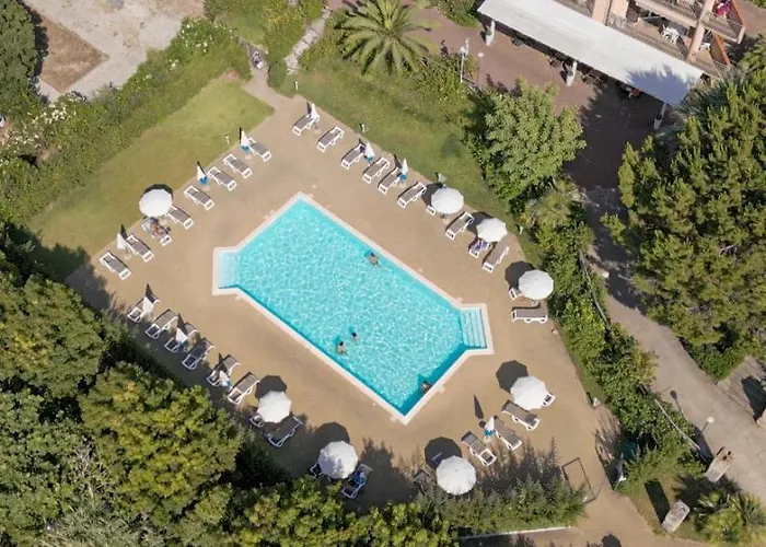 מלון דירות Pietre Bianche פיצו