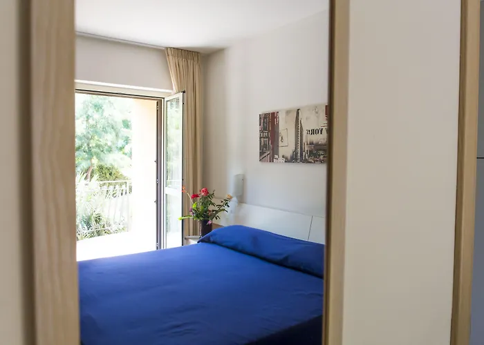 מלון דירות Pietre Bianche 4*