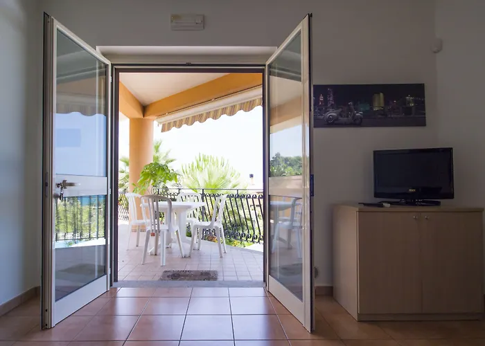 מלון דירות Pietre Bianche פיצו