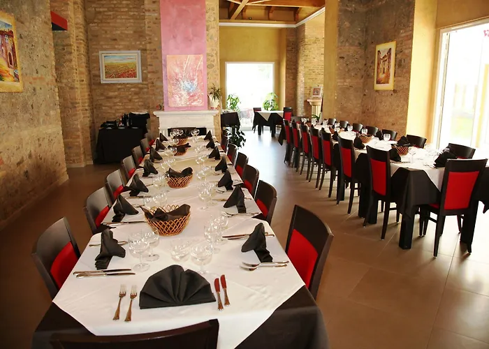 Pietre Bianche מלון דירות פיצו