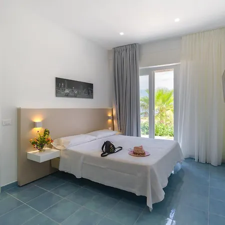 Pietre Bianche 4* Pizzo (Calabria)