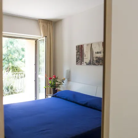 Aparthotel Pietre Bianche 4*