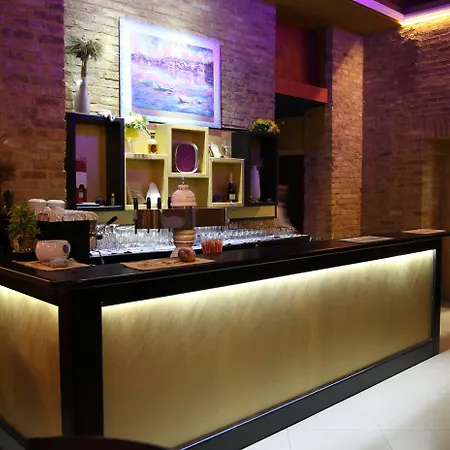 Pietre Bianche Aparthotel 4*