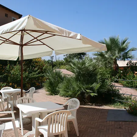 Apartahotel Pietre Bianche