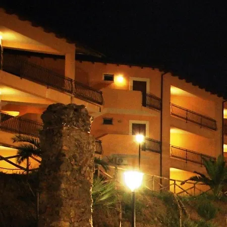 Pietre Bianche Aparthotel Pizzo (Calabria)