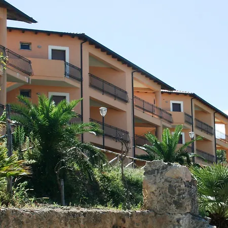 Apartahotel Pietre Bianche Pizzo (Calabria)