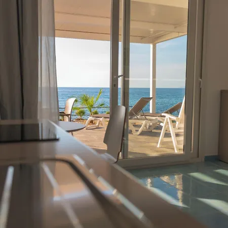 Pietre Bianche Apartahotel