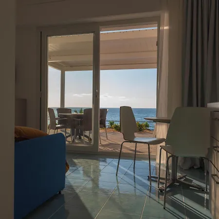 Apartahotel Pietre Bianche 4*