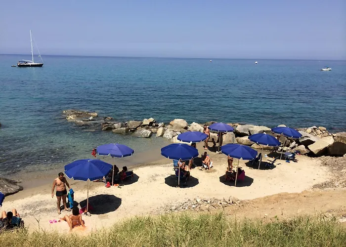 Pietre Bianche מלון דירות פיצו