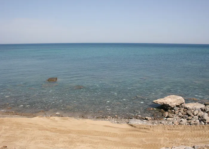 מלון דירות Pietre Bianche 4*