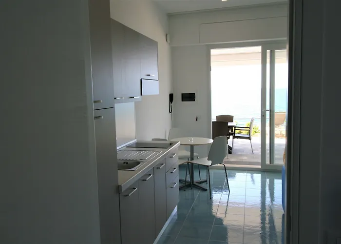 Pietre Bianche מלון דירות